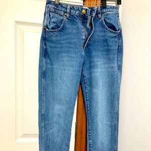 Wrangler jeans size 29